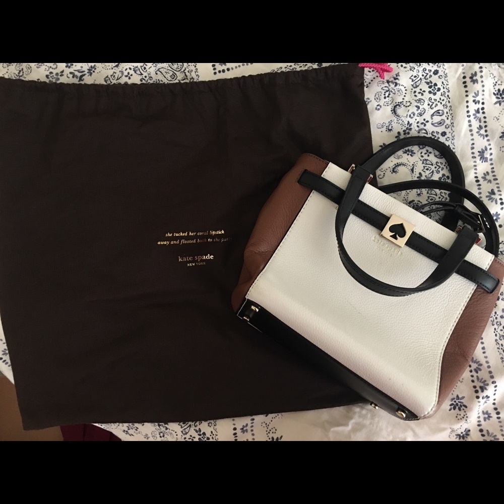Kate spade hang bag